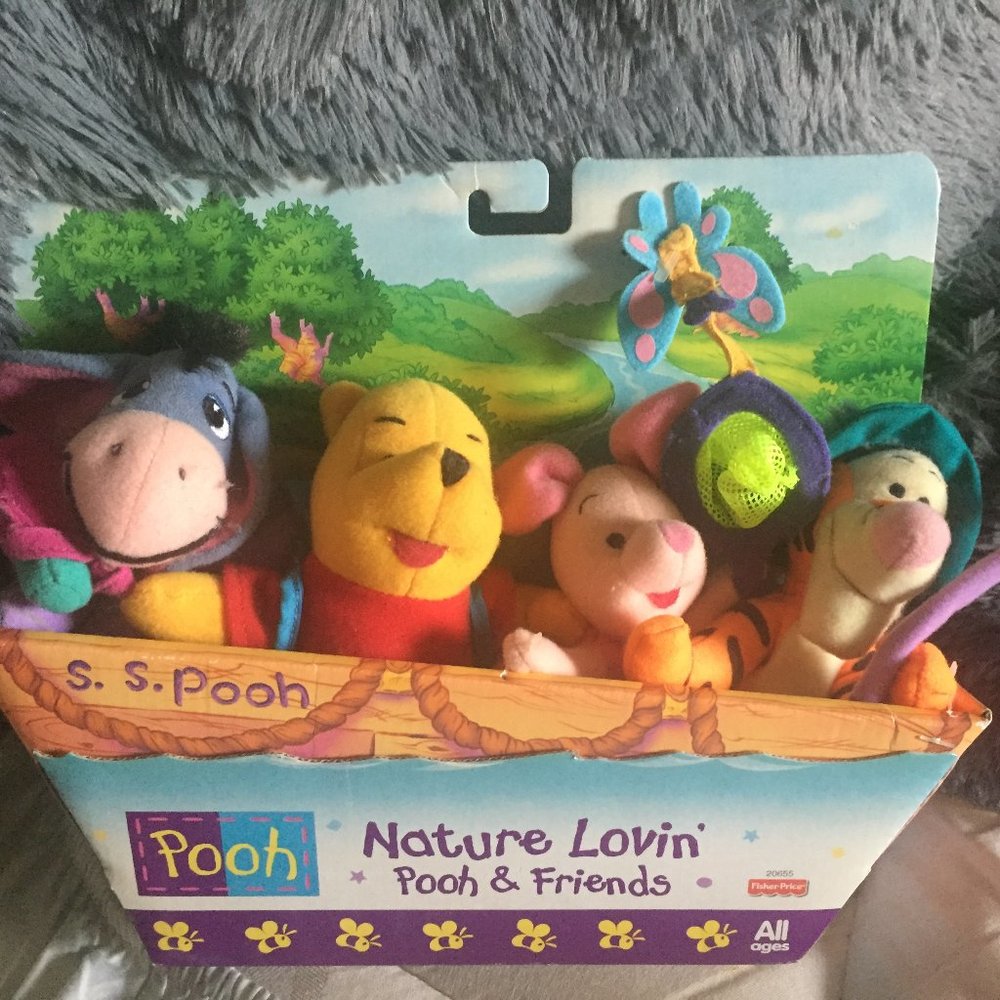 Rare Nature Lovin' Pooh and Friends Plush Set